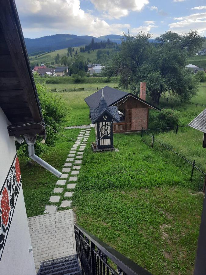 Casa Dumitru Si Elena Ciocanesti Bucovina Buitenkant foto